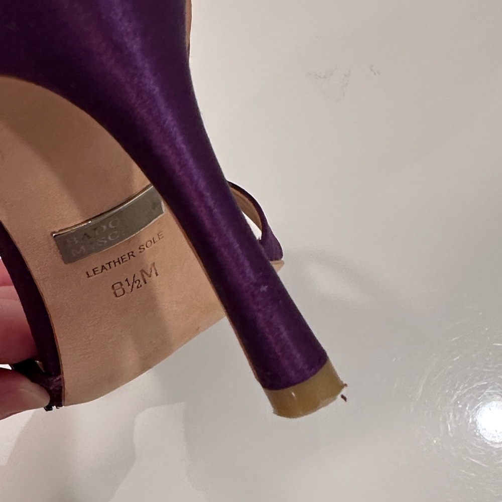 Badgley Mischka River Open Toe Beaded Knot Pumps, color: Plum, Size 8.5 - Picture 15 of 15